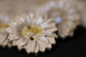 Margarita flower Small- Handmade Button/Beads